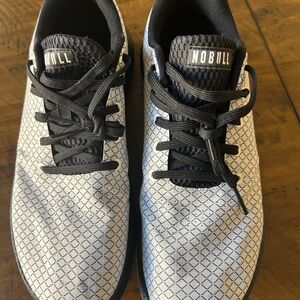 NOBULL Men's Black and White Athletic Shoes Sz 13